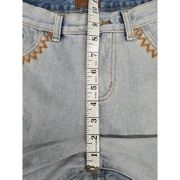 Pol M Embroidered Distressed Jean Shorts Size Small(30) Palm Tree - Picture 8 of 8